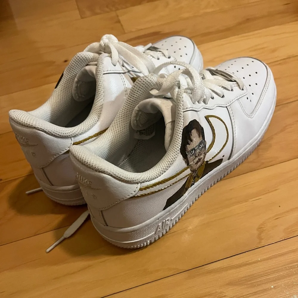 Nike White Sneakers with Artistic Detail - Picture 1 of 3